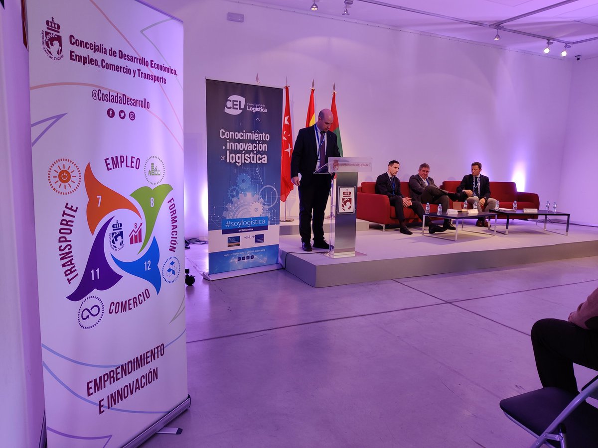 CosladaDesarrol's tweet photo. Seguimos con la Mesa Redonda de Puertos. ¿Que estrategias debemos seguir para conseguir un transporte marítimo sostenible y preparado para futuro?
Lo resolvemos en las #JornadasCEL
#soylogistica https://t.co/LuUIbFDlfu