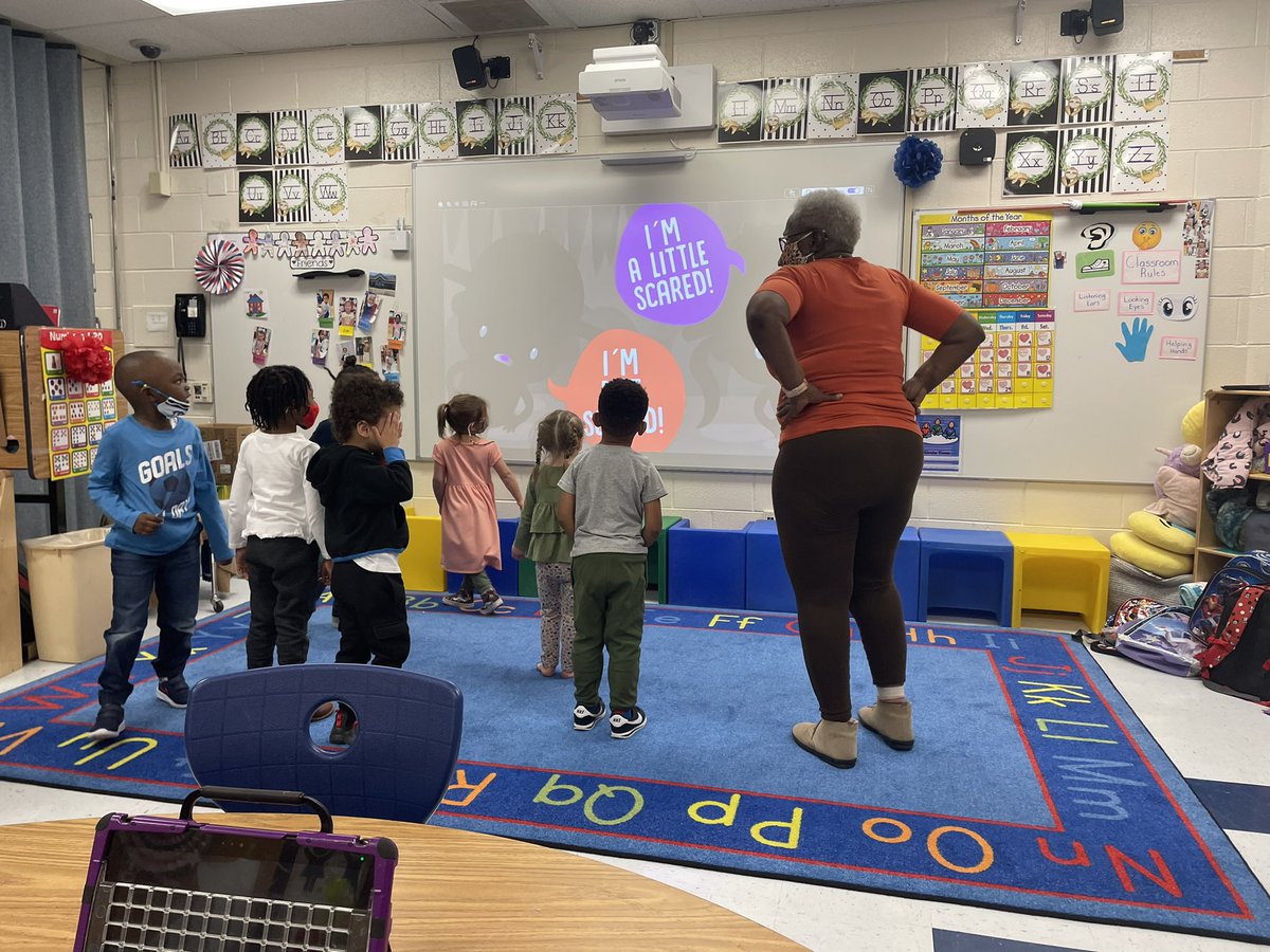 SEdwardsGOL's tweet photo. Been slow getting pictures up. We’ve had a busy couple of weeks in Rm 312! #grossmotor #fingerpaint #springhassprung #wellalmost #ECSErocks #NSESdolphins https://t.co/qTJ1wnOOsD