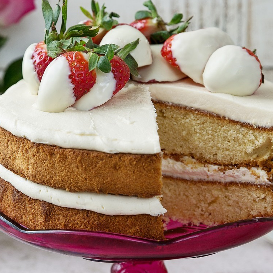 Our Mother’s Day Baileys &amp; Strawberry Cake is the perfect way to celebrate the mother in your life! Full recipe here --&gt; linkin.bio/odlums_ireland
⁠
#BaileysCake #MothersDayBaking