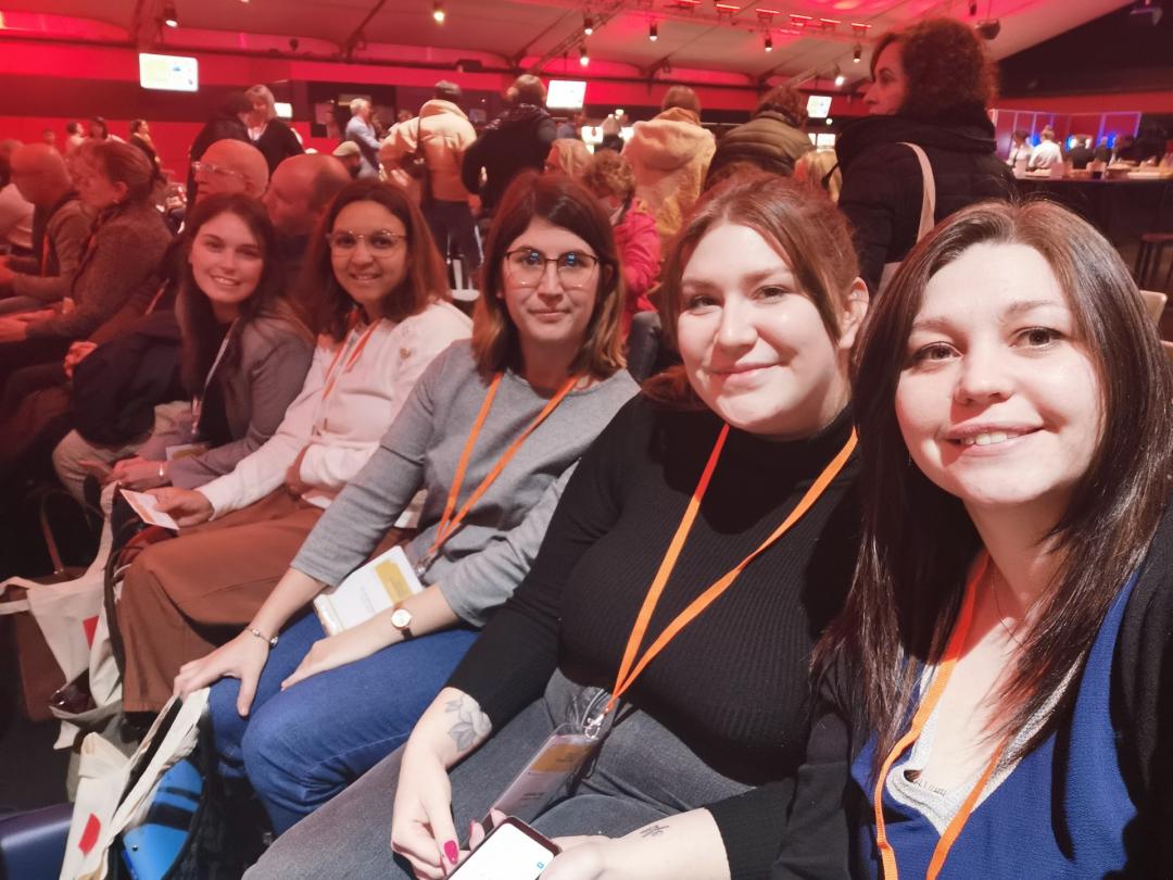 PIMMSCHAUFFAILL's tweet photo. En direct de la rencontre régionale France Services à Lyon 📝📚 https://t.co/hrOqbP87xx