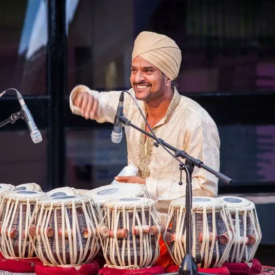 ace_southeast's tweet image. 🚨 Developing Your Creative Practice Round 13 is now OPEN 🚨

It&apos;s our funding programme that supports individuals who are cultural &amp;amp; creative practitioners &amp;amp; want to take time to focus on their creative development 🙋

Find out more &amp;amp; apply now 👉 bit.ly/2JPafn8