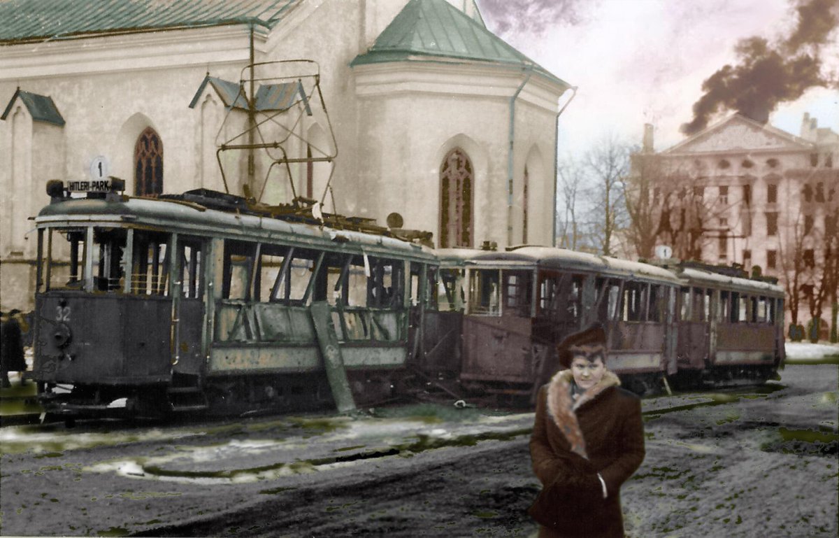 iLepikVonWiren's tweet photo. On 9 March 1944, the Russians started to bomb Tallinn, Estonia. 757 people died, 659 were wounded and some 20,000 people were left homeless. https://t.co/D4ildvsOlH