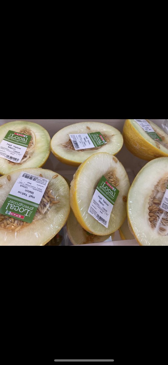 Working in partnership with <a href="/SPARintheUK/">SPAR UK</a> James Hall <a href="/ClaytonParkBkry/">Clayton Park Bakery</a> <a href="/FazilaFoods/">Fazilas</a> means @CGAPreston’s Purple Pantry can make an amazing range of fresh produce available to those most in need of support in our communities. Thanks to all the teams for all their hard work 💞