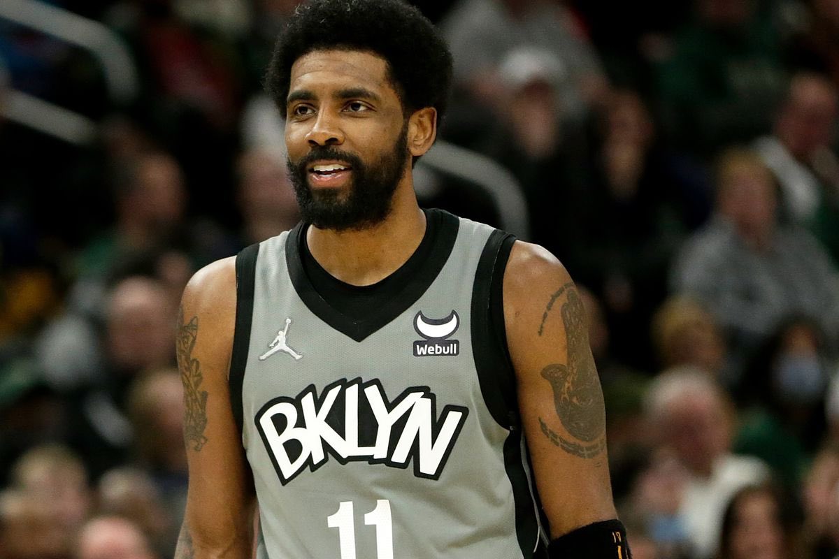 PasionBasketNBA's tweet photo. Kyrie Irving en la victoria de Brooklyn Nets ante Charlotte Hornets anoche:

50 puntos (15/19 en TC, 9/12 en T3 y 11/13 en TL) 
6 asistencias
3 rebotes

🔥🔥🔥🔥 https://t.co/w28nkjLx9L