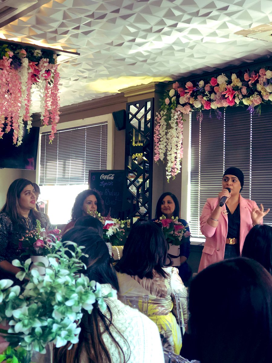 The_LIK's tweet photo. Still buzzing after yesterday’s fantastic  #IWD event hosted by @A_W_M_B &amp; team! Such an uplifting morning with an awesome panel discussion #breakthebias &amp; yummy brunch by Nashtaa to boot! @thrivebep @deepasaprayoga @serb_sidhu 💫🙌🏼 #asianwomen https://t.co/ugols9b2O6
