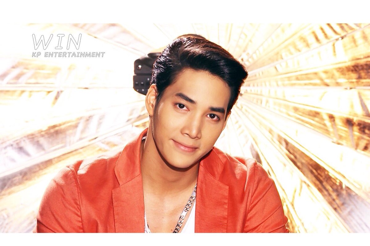 yes_iamfufu's tweet photo. ซุปตาร์ธาวิน #ดอกไม้ใต้เมฆรีรัน https://t.co/lBlop9M6IK