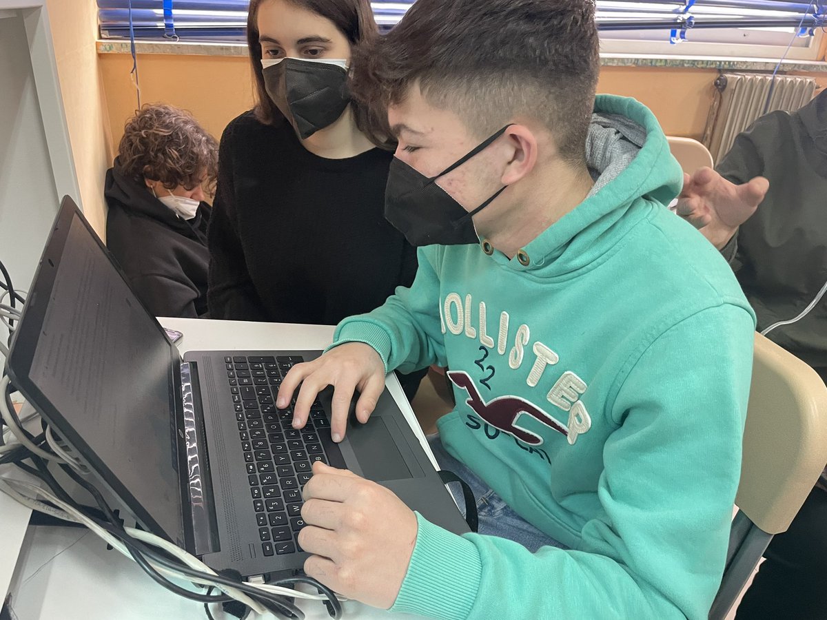 EvenNeetRead's tweet photo. Last minute changes!🦾 #ASOC2122 #EvenNeetRead #OpenCoesione #Lezione3 #Intervista #Monithon https://t.co/JjJ8OOdXXa