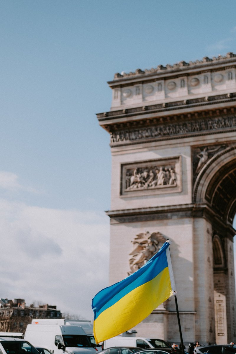 Com2WebTarbes's tweet image. Nous sommes tous touchés par les évènements qui se déroulent en Ukraine et nous tenons à apporter notre soutien au peuple ukrainien. 🇺🇦 #tarbes #iut #lpcom2web #ukraine #ukrainewar