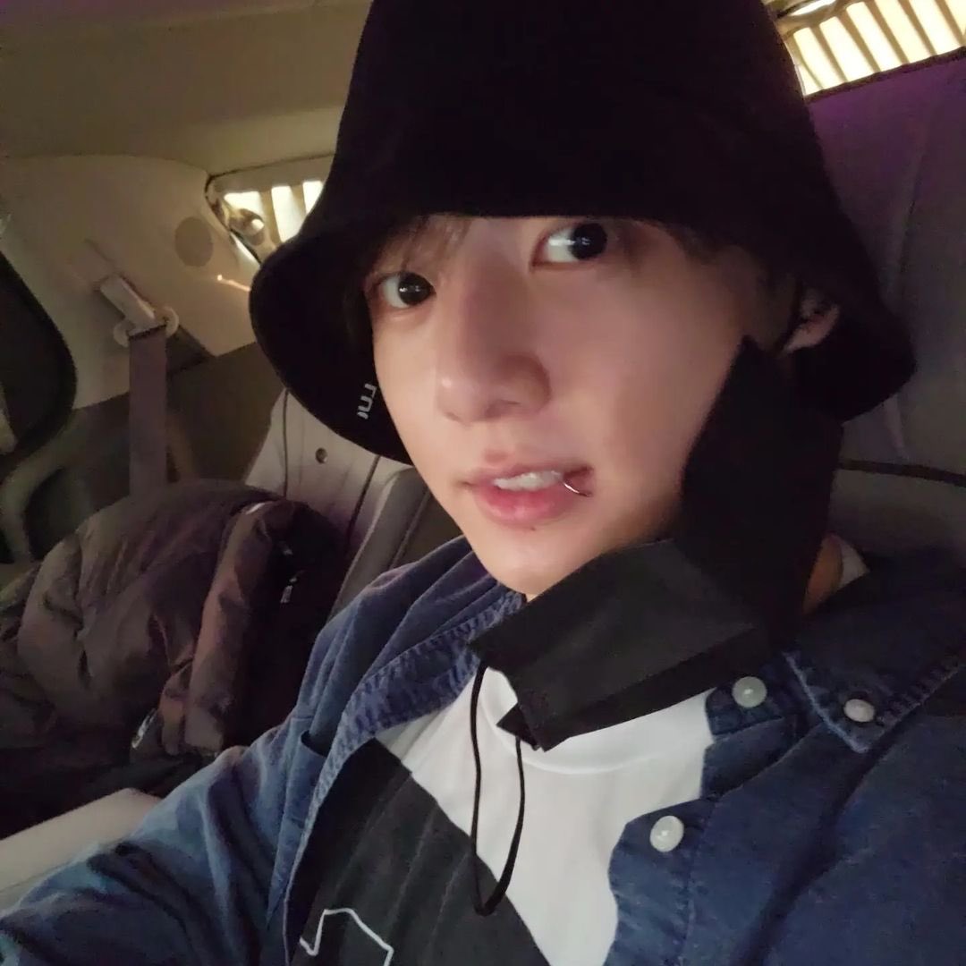 euphoriejk's tweet photo. when i say i love him more than anything 

#JUNGKOOK #정국 https://t.co/baGaiNNsiD