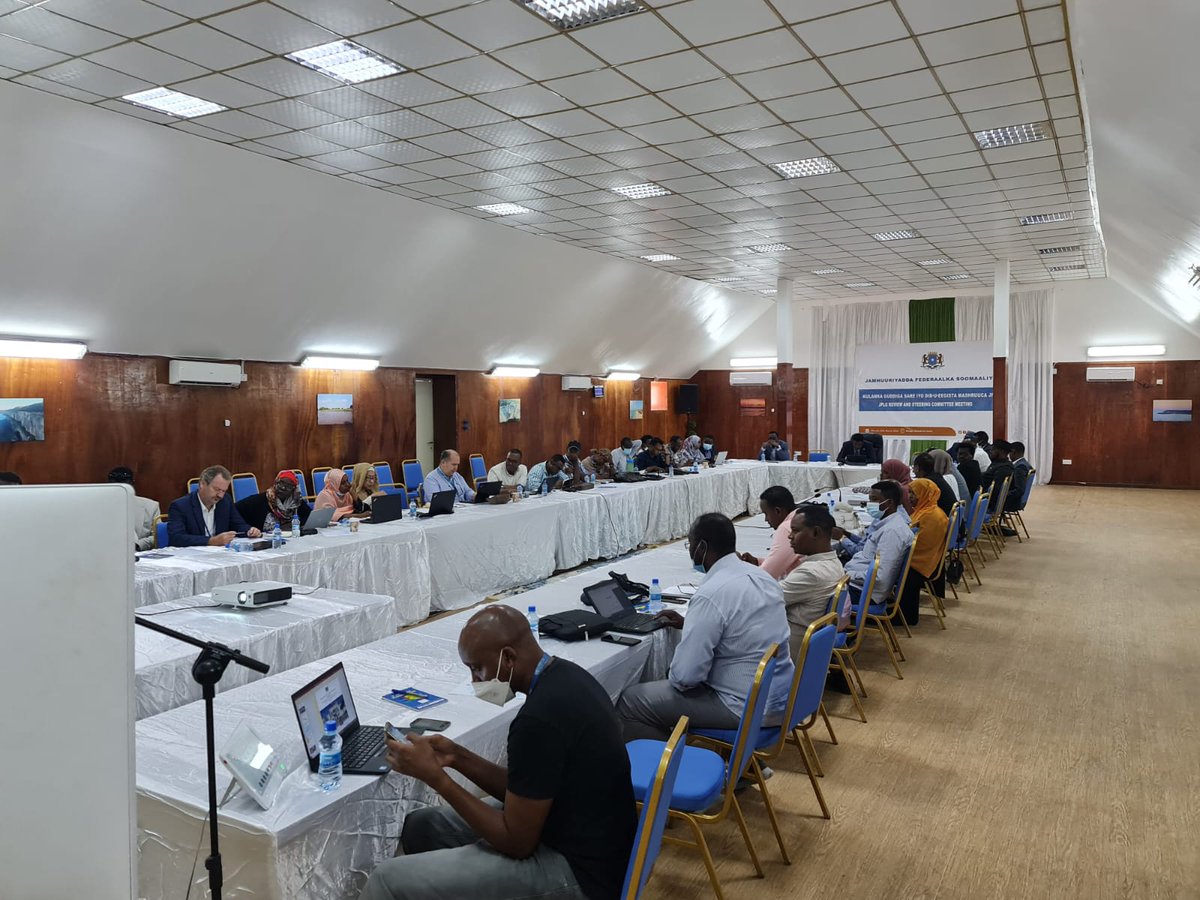 MoIFARSomalia's tweet image. DGs from the Ministries of interior &amp;amp; BRA of the respective states Jubaland, SWSS,HSH &amp;amp; BRA presented of JPLGA chievements,lessons learnt, challenges of 2021 and way forward in 2022. #FMS @UNHABITAT @UNDPSomalia @MoIFARSomalia @abshir50 #JPLG