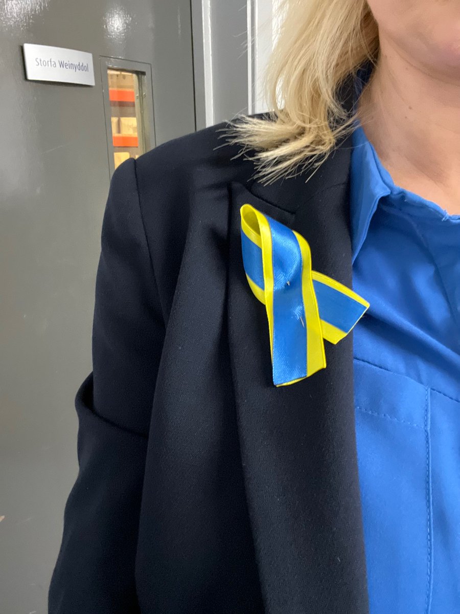 🇺🇦 Teuluoedd, staff a ffrindiau Cwm Rhymni, rydych chi mor hael. Diolch yn fawr am eich caredigrwydd anhygoel. Families, staff and friends, you have been so  generous. Thank you for your incredible kindnesses. We are speechless.💛💙 Diolch ❤️❤️