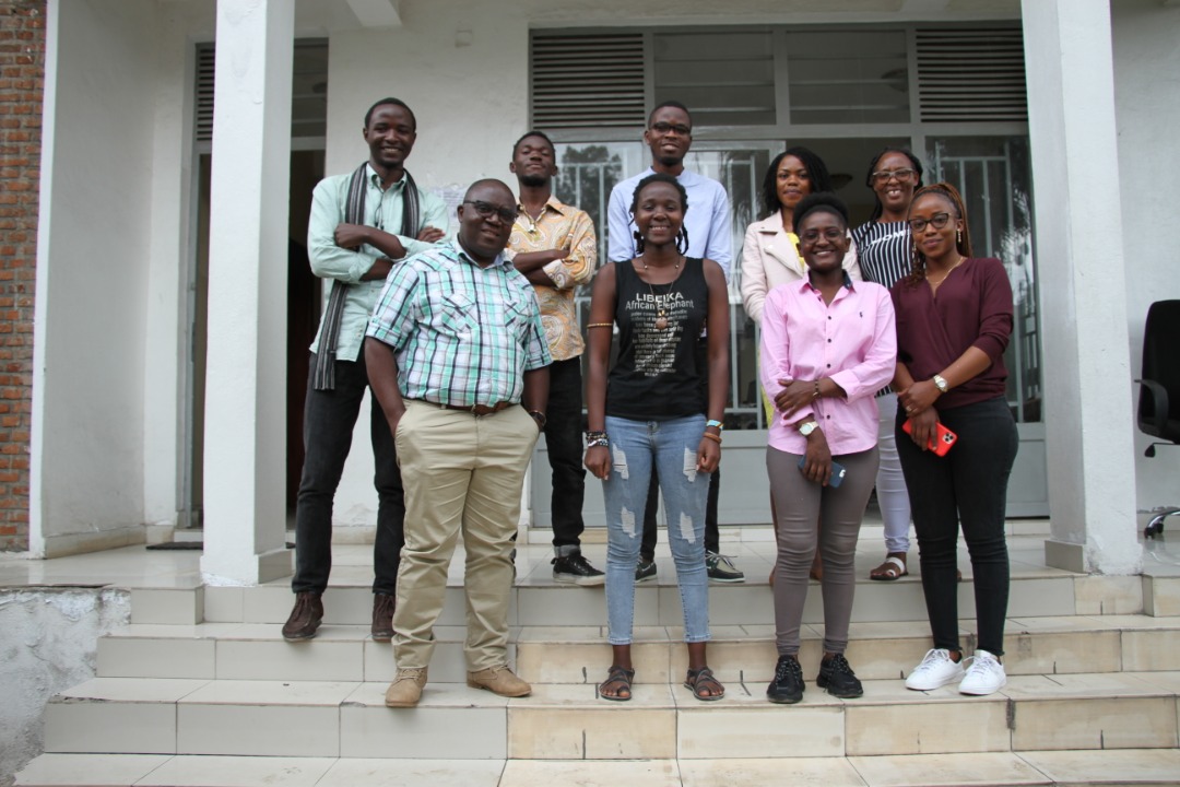 Voici 6 d 12 jeunes d l'Est d la RDC qui prennent part au projet Great Lakes Youth Innovation Lab for Peace #YouthLab. Une initiative de 30 mois mise en œuvre en par @InterpeaceTweet partenariat avec <a href="/PoleInstitute/">Pole Institute</a>  @NeverAgain <a href="/CENAP_bi/">CENAP Burundi</a>, <a href="/ApcAsbl/">APCasbl</a>, <a href="/refugeelawproj/">Refugee Law Project</a>