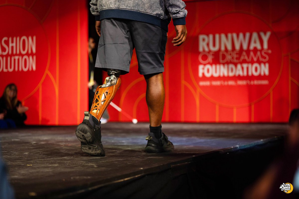 abilitymediagrp's tweet photo. Yesterday, students got the chance to attend @RunwayOfDreams1 in Los Angeles where they watched models wear @TommyHilfiger Adaptive, @ZapposAdaptive, @adidas, @jcpenney, @Target, and more. Here are some moments captured from the night!

Video coming soon! #AbilityMedia https://t.co/XAdc44l3Hm