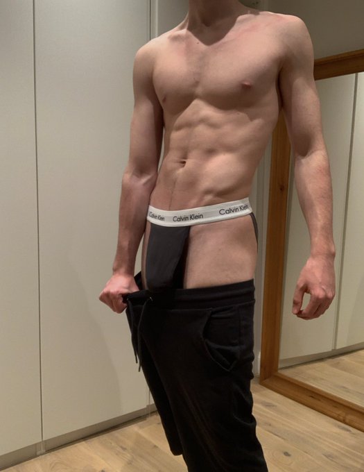 Yeah so my dick kinda stretches these out a little.

Link in bio.

#onlyfans #horny #sext #gay #twink