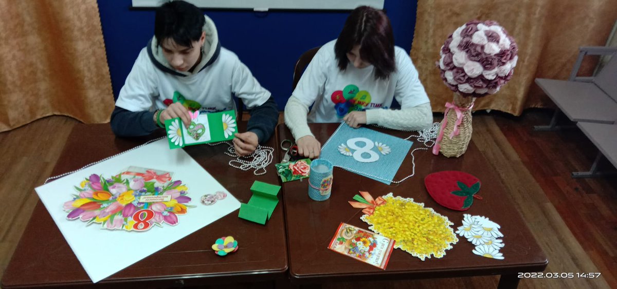 mkupmk's tweet image. @admin1147 #Вамлюбимые71
06.03.2022 Волонтеры МКУ ПМК "Эдельвейс" в рамках акции к Международному женскому дню "Вам любимые" приняли участие акции с предложением идей подарков для мам, бабушек, теть и сестер.