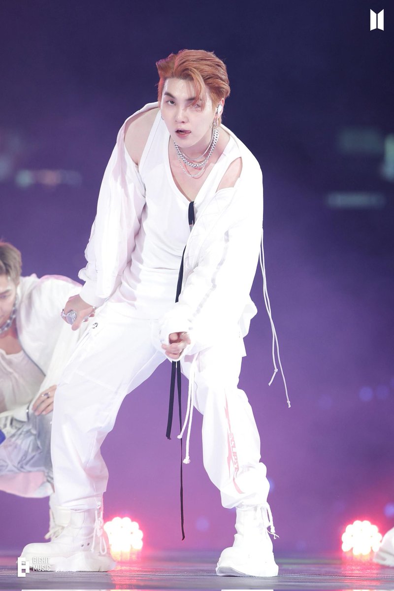 BtsLove03305334's tweet photo. Today hashtags 😭💜
I will sue you Min Yoongi
#SUGA #MinYoongi #ForeverADangerousMan #WillSueMinYoongi #WillFileAComplaintTodayToo #ContinuouslyWriting309Pages
@BTS_twt https://t.co/Ue7rCw8JHr