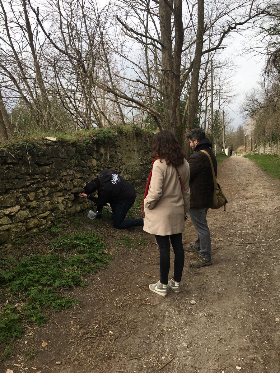 PecheIDF's tweet photo. Installation du #jeu d’aventure sur application mobile « Invasion en bord de Seine » avec @Explorgames    à Herblay-sur-Seine. #explorgames #herblay #seine https://t.co/dC3qNe93WL