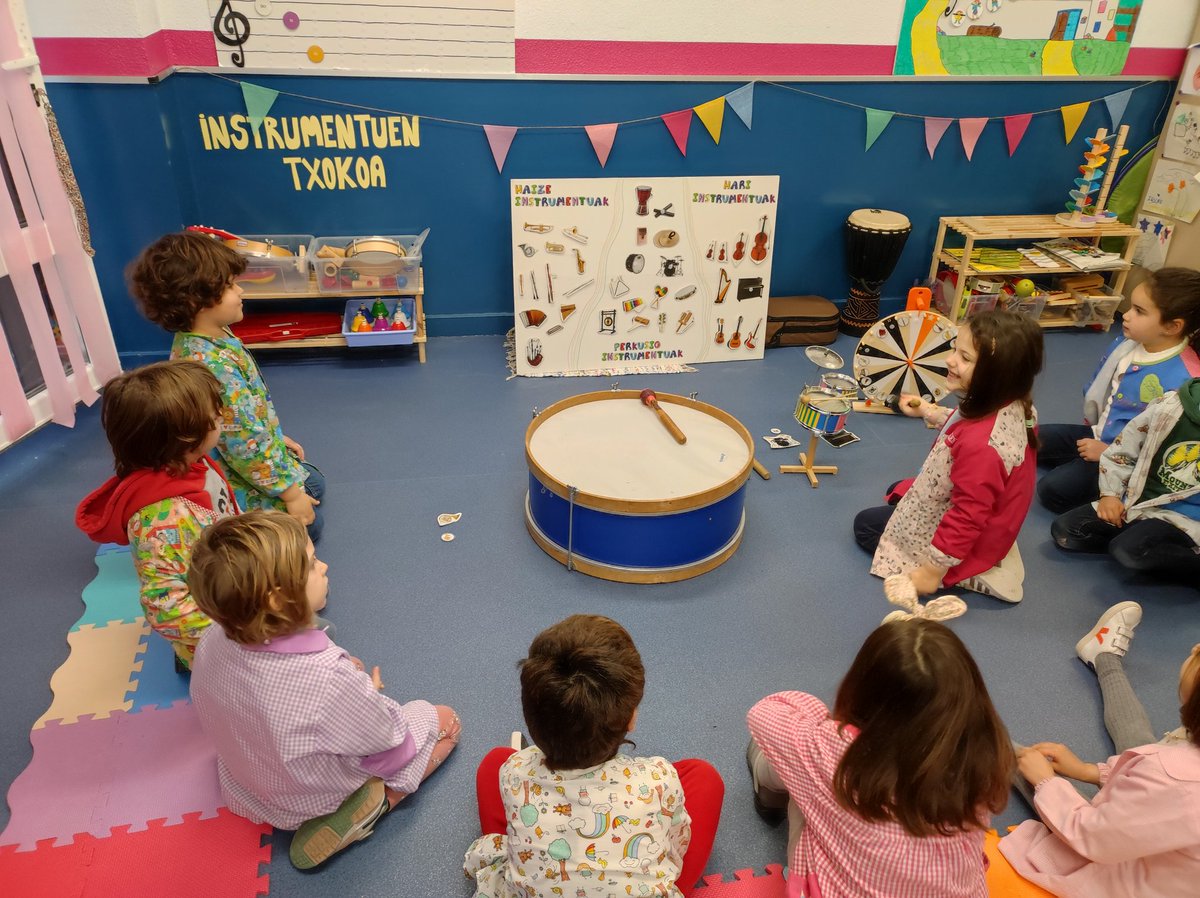 HHmusika tweet media