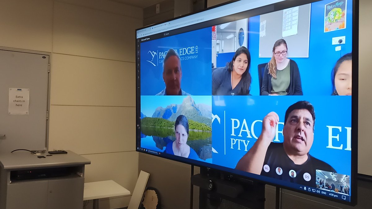 Laxi9's tweet photo. Farewell to a great CEO, Dave Darling. Thank you for your resilliance and leadership to bring is where we are now #cxbladder #pacificedgeltd #Biotechnology #bladdercancer #dunedin #CEO https://t.co/LtHQMHVirO