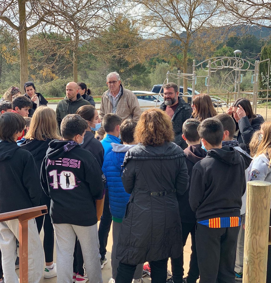 collbato's tweet photo. L'oceanògrafa i lluitadora Josefina Castellví donarà nom al parc infantil del Passeig de les Escoles. El nom l'han decidit els i les alumnes de 6è de Primària entre les tres opcions de científiques proposades per @lesluciferases, que ha dinamitzat tot el procés per decidir el nom https://t.co/AqbQvyU0Jx