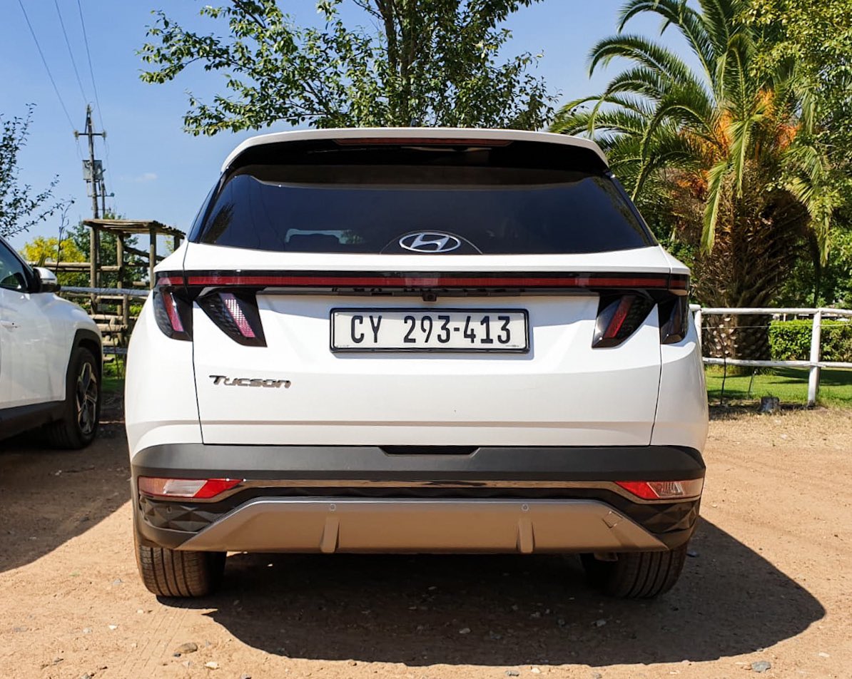 CARmagSA's tweet photo. Bigger, plenty powerful, both petrol and diesel, but will there be traction issues? As for the design, what are your thoughts?
Read the review tomorrow at https://t.co/UT0VysVbWA
#NewTucson #CARmag
@HyundaiSA https://t.co/ntFEk2ai33