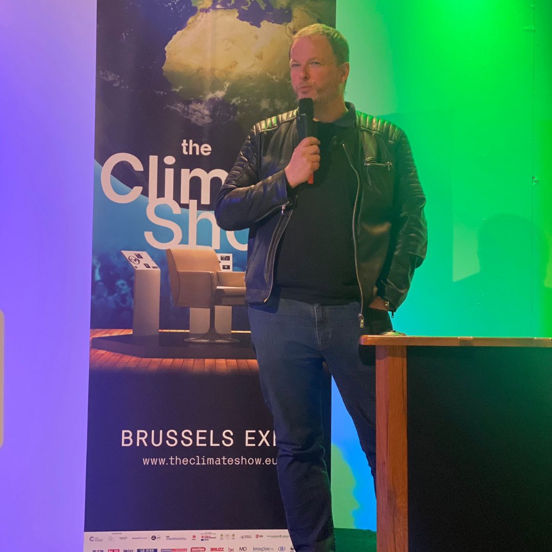 capsciences's tweet photo. #Inauguration 
Hier a été inaugurée à #BrusselsExpo l'exposition "The Climate Show", un format hybride de médiation-spectacle audiovisuel en co-production avec #Tempora, @Climate_Voices et #Demeter.

Elle sera présentée à Bordeaux en décembre à @capsciences. https://t.co/yLMGPSPCQC