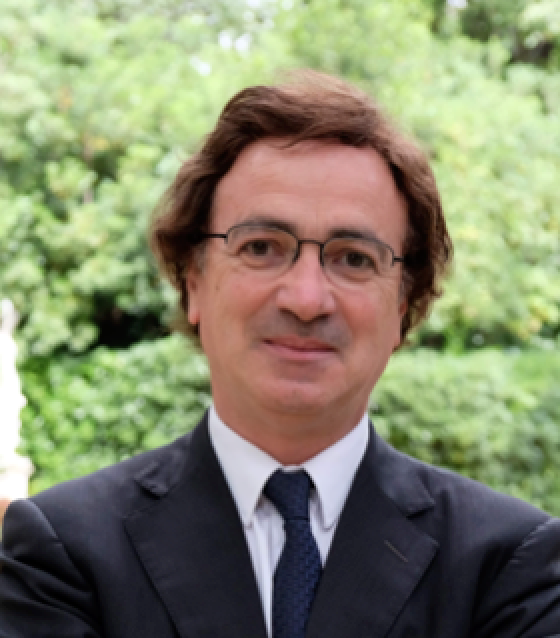 EdTickEdu's tweet photo. Interview with Prof. @josepgallifa: "In the #Universities, what we identified was not an unspecified fear of change, but different tensions that affected the possibility of transformation."
#edtech #education #university #transformation #pedagogics #edtick
https://t.co/NFRCEmoil8 https://t.co/OuYlmke9QZ