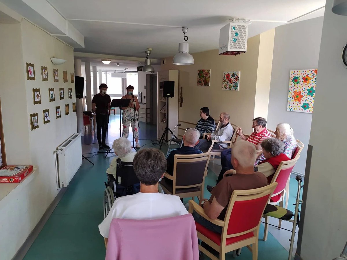 Nous avons à cœur de soutenir la jeunesse engagée dans des projets porteurs de SENS 💪

🎞 partenaires du <a href="/concoursdecourt/">Concours de Courts</a>, festival de courts métrages.
🎭 mécènes du collectif Offense dont la performance Dans mon dessin se joue ce soir à l'espace Roguet : collectifoffense.com