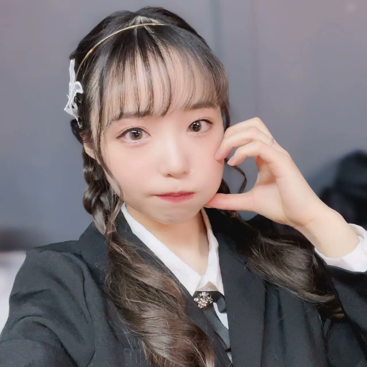 MYDAYS_Official's tweet photo. 【🌸MEI🌸】

3月5日に私たちMYDAYSの初のワンマンSHOWCASE【~First Page~】が行なわれました💝❄️❄️
お越しいただいた皆さん、本当にありがとうございました💐✨

皆さんにMYDAYSをお披露目できたこと、私たちのスタートを見届けていただけたこと、本当に嬉しかったです😌🌷.* https://t.co/NO4DJAo5yV