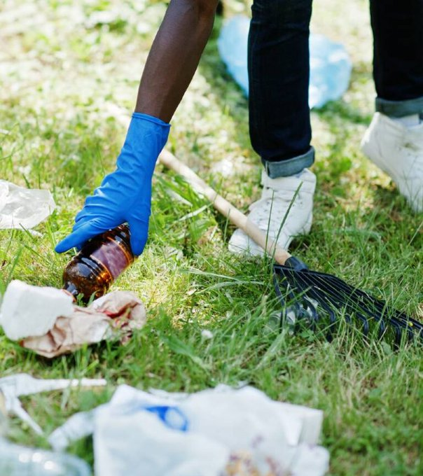 We are delighted to be participating in the Community HUB initiative with @KSBScotland @GlasgowCC. This allows residents or community groups to borrow litter picking equipment to tackle the issue of litter in their community. shorturl.at/iIKMR shorturl.at/eCUVY