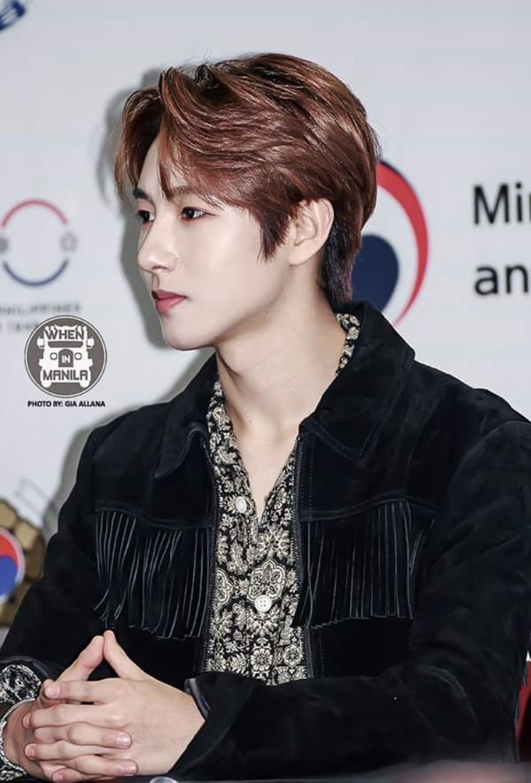 ทรงเสี่ยจริงๆ​ สมมุติ​ถ้าเฮียกลับมาแต่งแบบนี้อีกกุคิดสภาพตัวเองออกเลยอ่ะว่าเป็นยังไง​ กุก็ขุดหลุมฝังตัวเองเลยสิคะ​ ต้องรออะไรอีก!?