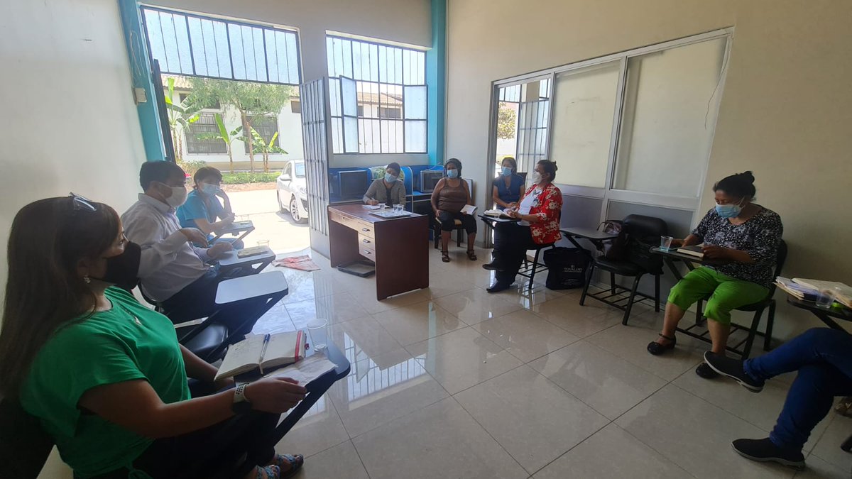FEDEMINSAP2's tweet photo. #FEDEMINSAPInforma 📢
Nuestras representantes del CEN FEDEMINSAP, visitaron el Hospital Hipólito Unanue a fin de sostener una reunión informativa con el equipo de Gestión y miembros del sindicato de enfermeras del nosocomio. https://t.co/caUcmZwTuG