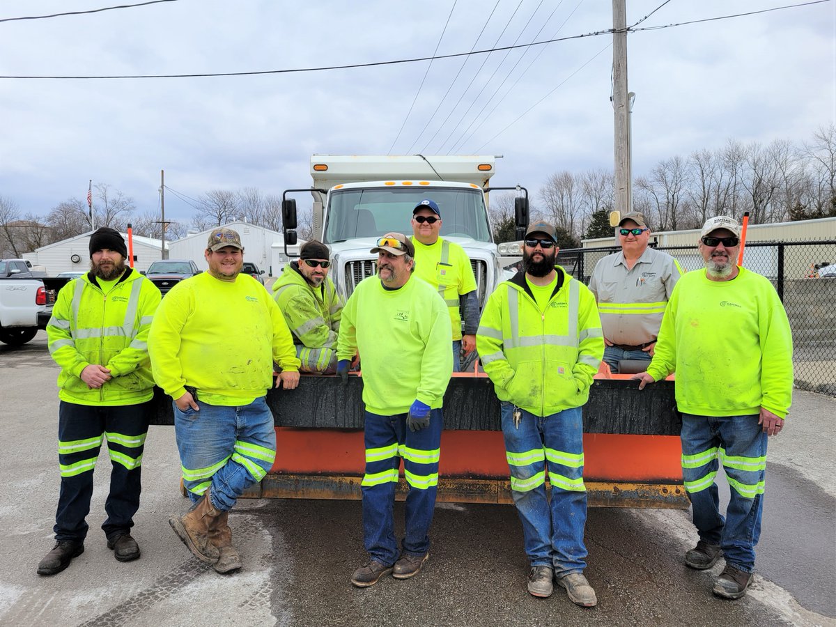 GardnerKansas's tweet image. The warm temps lead us to believe the snow season has officially ended. So with that, we want to thank our snow removal crews for getting us through another stormy winter. We appreciate their hard work and dedication to the Gardner community. You make #GardnerProud! #byewinter