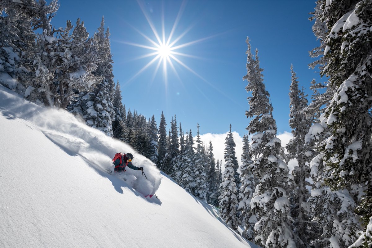 Crystal Mountain tweet media