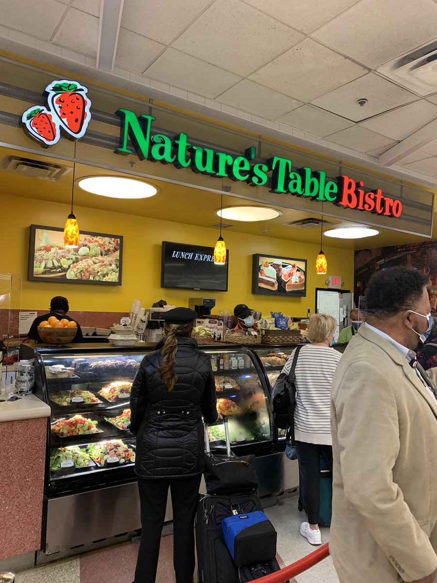 TEaton2000's tweet photo. Chefs from Tri-Cities and Fulton’s College and Career Academy and WBL Coordinator tour Airport Restaurant Apprenticeship Opportunity for students! WBL offers #realworld experiences @FCSWBL @FCSCTAE @FultonCoSchools https://t.co/I27CRHbxui