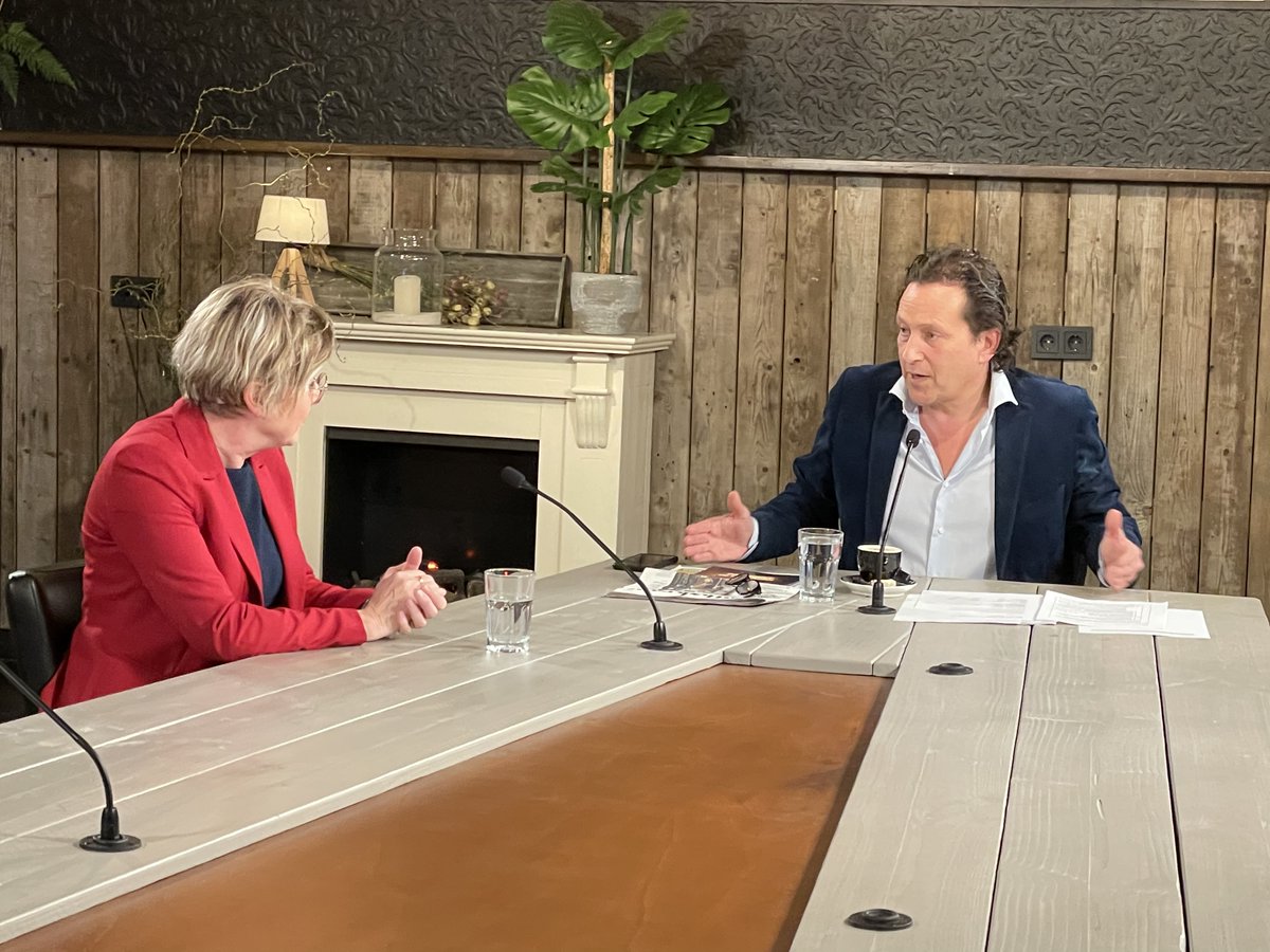 Burgemeester Wilma Delissen-van Tongerlo vindt het opkomstpercentage nog wat laag. "We hebben maar 5 partijen die meedoen, en niet ontzettend grote thema's die spelen. Dat speelt zeker wel mee denk ik. Wij zitten altijd iets lager op de een of andere manier." #penmkiest