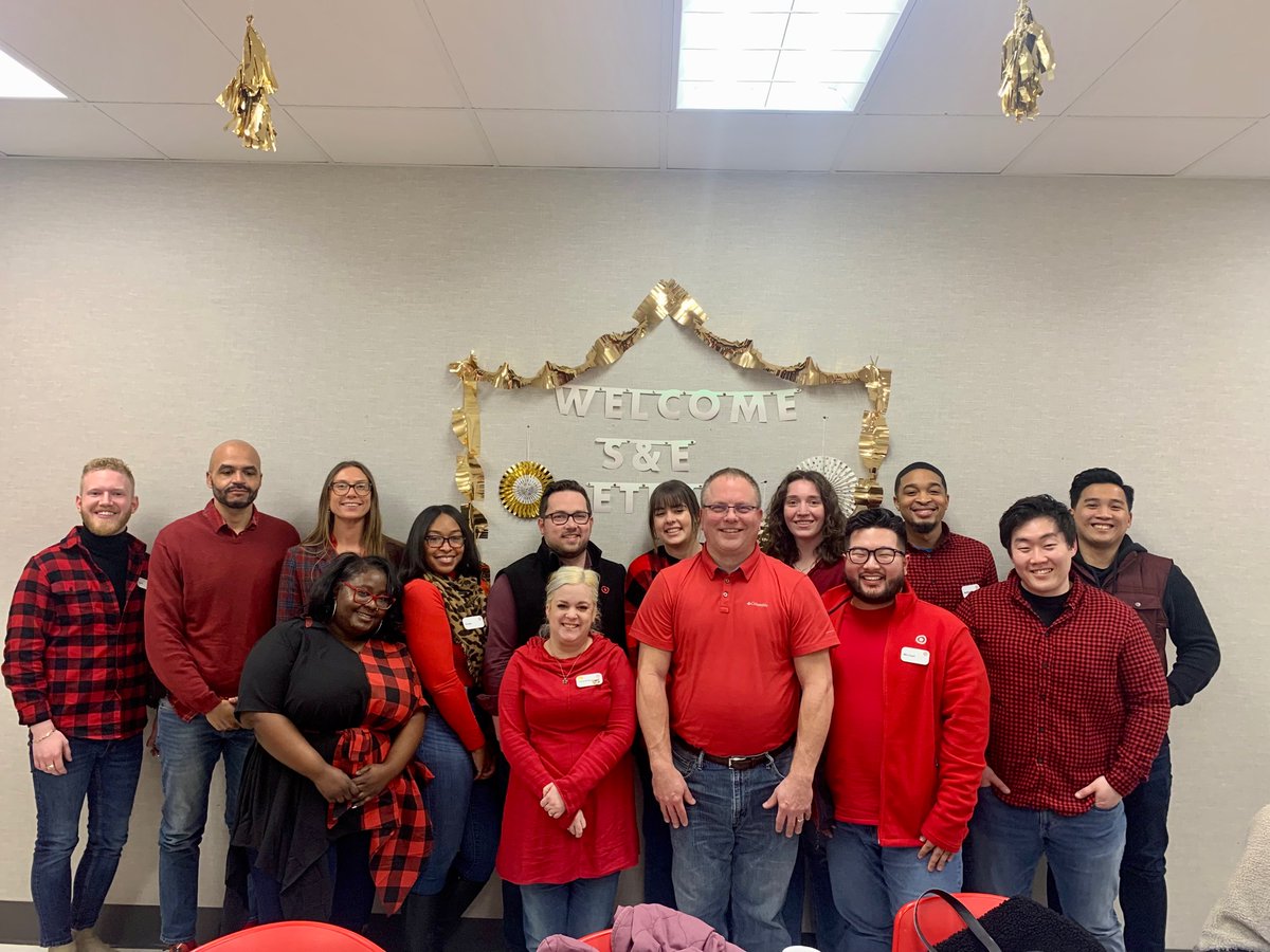 Anthony Wyatt (@anthony_target) on Twitter photo All roads lead to SERVICE!!! Amazing dialogue with our Service leaders of D135. Super excited to continue elevating our in-store and last mile experience! Thank you Mark and Corey for hosting this! <a href="/jennifernbest/">Jennifer Best</a> <a href="/LMSheridan3/">Laura Sheridan</a> <a href="/CoreyMTarget/">Corey</a> <a href="/AmundsenMark/">mark amundsen</a> All roads lead to SERVICE!!! Amazing dialogue with our Service leaders of D135. Super excited to continue elevating our in-store and last mile experience! Thank you Mark and Corey for hosting this! <a href="/jennifernbest/">Jennifer Best</a> <a href="/LMSheridan3/">Laura Sheridan</a> <a href="/CoreyMTarget/">Corey</a> <a href="/AmundsenMark/">mark amundsen</a>