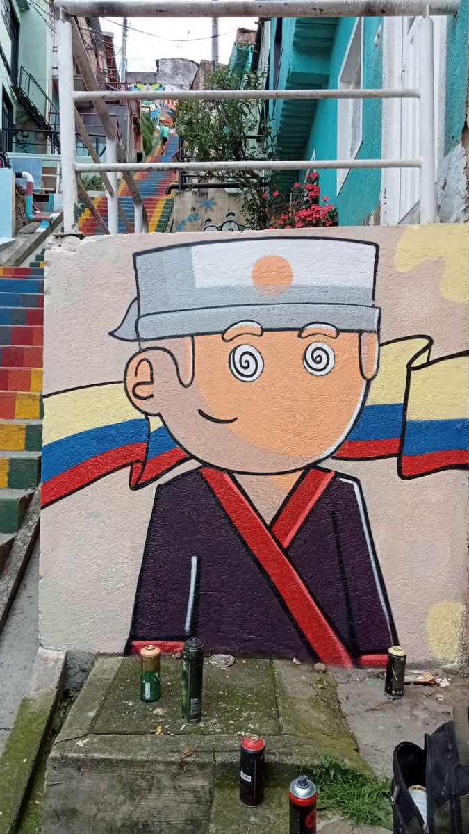 AndresAlonsoE's tweet photo. My enthusiasm for @SmallBrosNFT is unbounded! Did a graffiti in Bogotá, Colombia🇨🇴 to tribute the best NFT project! #WeBros is family &amp; unique art. And now @SmallBrosNFT is in Colombian streets! @rrvph @YourBroXav #Brosfanart #SmallBros Discord: Aalo#3734 https://t.co/qLiNnUTHzB