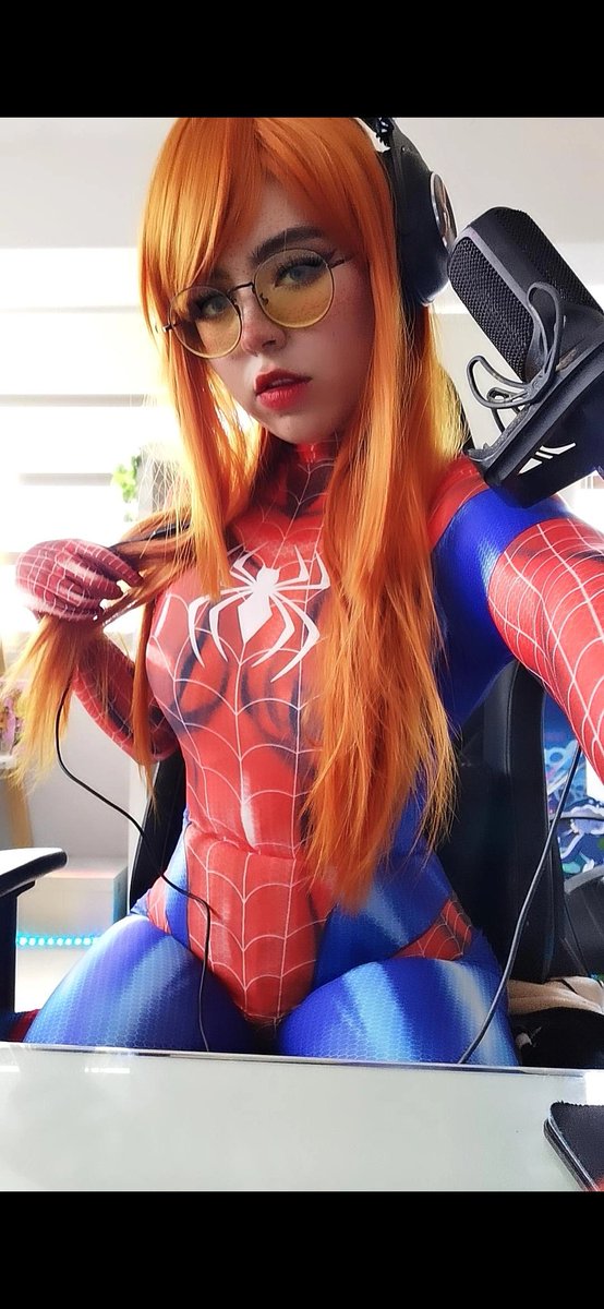 SkadiSam's tweet photo. Hola ❤️ acabo de prender en https://t.co/IfqEgGGd24 🥰 estamos dando zings https://t.co/53GoxbCKWf