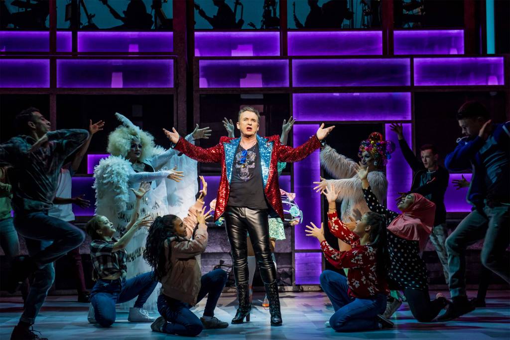 FairyPowered's tweet photo. "feel good modern musical theatre at its very best"
https://t.co/ujCSircn37
@WokingTheatre @JamieMusical @LaytonWilliams @realshanerichie https://t.co/hkJSLorGm6