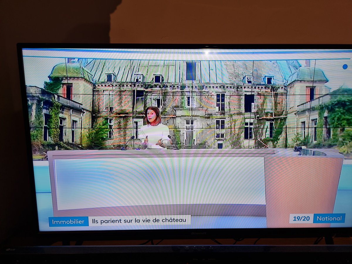 CEpernon's tweet photo. Le château du duc d'Epernon tout à l'heure sur France 3 dans le journal national https://t.co/pv3pa8TPdm