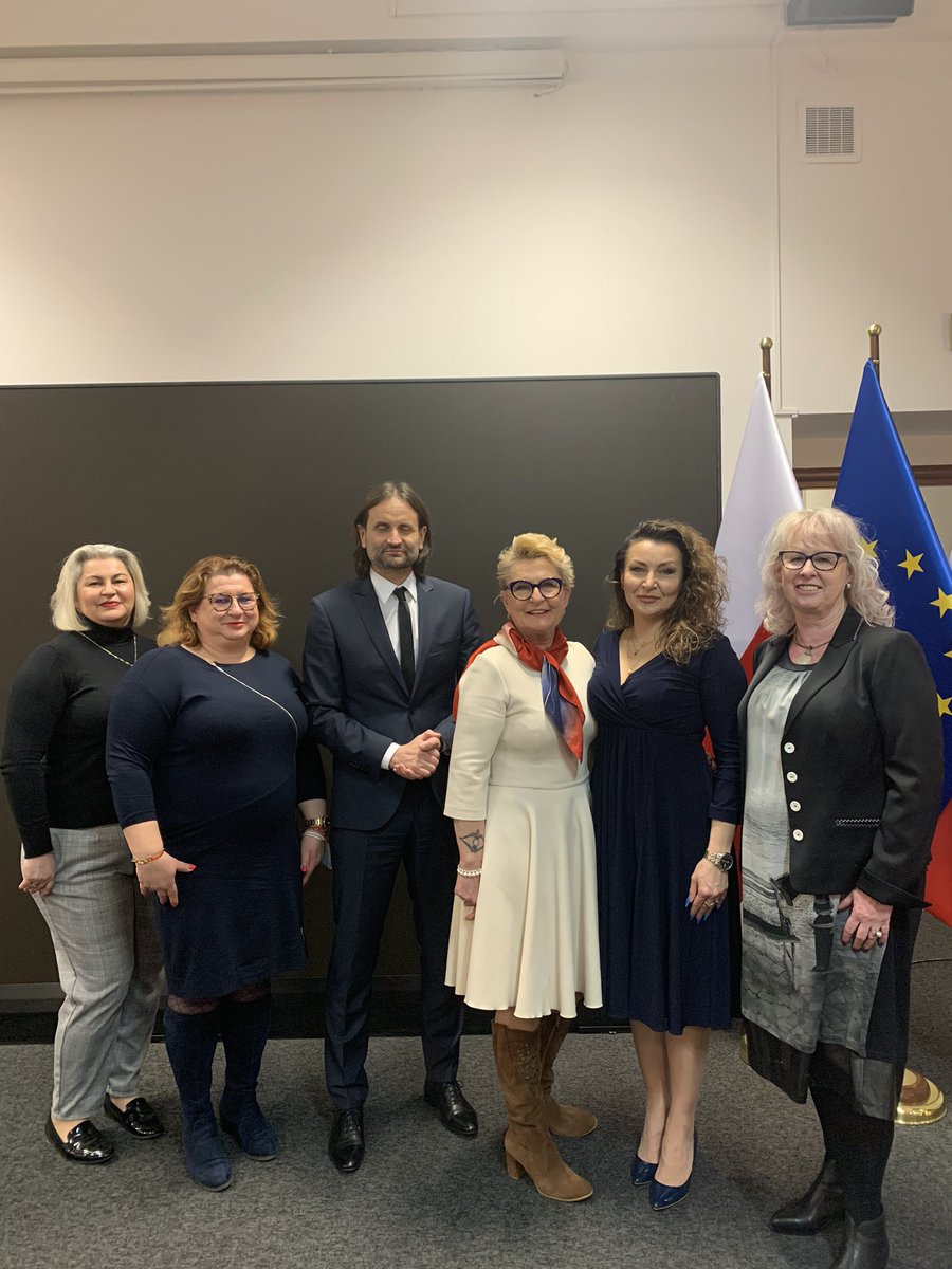 Krystyna Wechmann tweet media