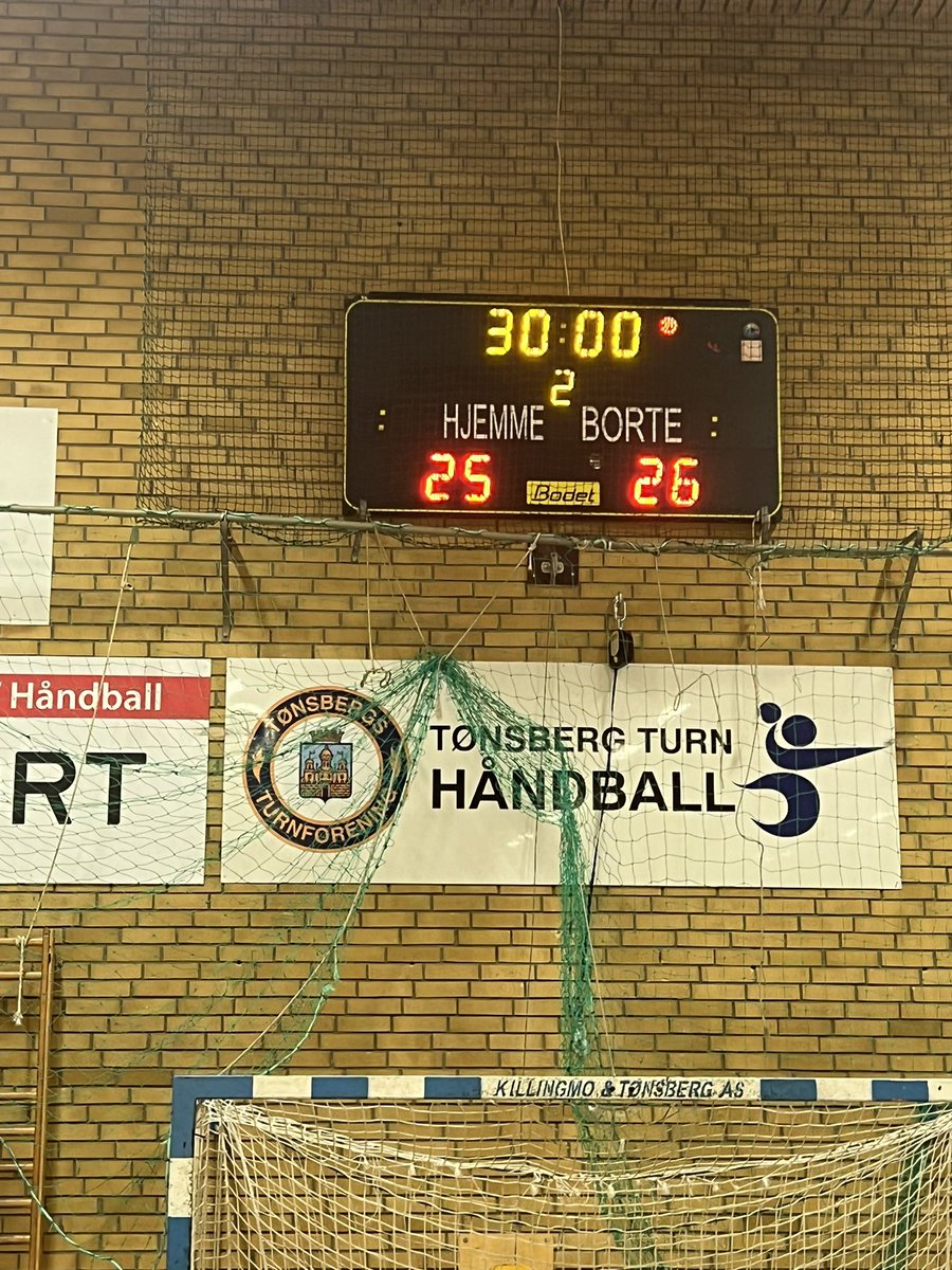 OSUteamhandball's tweet photo. OHIO STATE TEAM HANDBALL DEFEATS TUNSBORG TURN HANDBALL 26-25 TO BECOME THE FIRST AMERICAN COLLEGIATE CLUB TO EVER WIN IN EUROPE https://t.co/rdooBag9o7