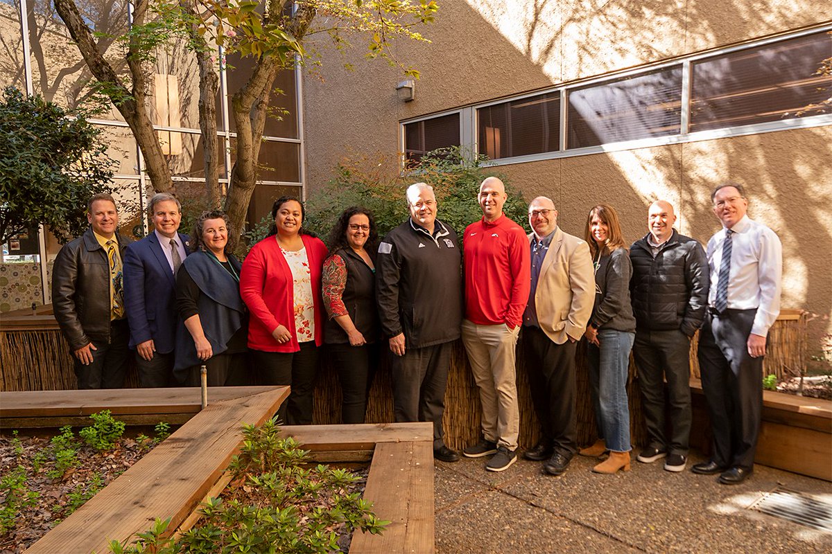 SOUAshland's tweet photo. 1) What's this? It's @PresRickBailey, our registrar, VP of Enrollment Management &amp; Student Affairs and our Director of Admissions having an epic meeting with Shasta College last week to discuss the North State Promise... https://t.co/jYYaef76xv