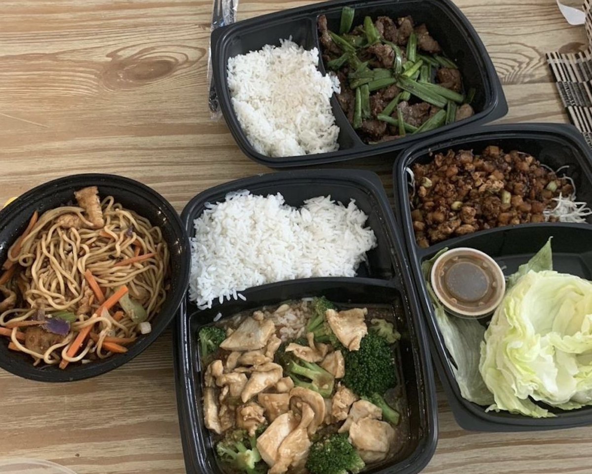 OBJFoodie's tweet photo. Heads up, lettuce wrap fans! P.F. Chang's To Go is open for business in @seminolecounty https://t.co/lfd5WjSZ8H Which dish will you order first? @PFChangs @CityofLakeMary @UnicorpUSA1 #Foodies #restaurants #Togo https://t.co/au6a6Cf02L