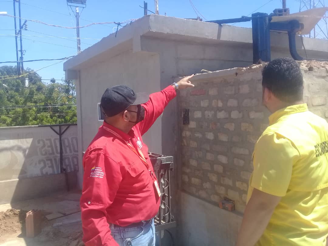 mineczulia's tweet photo. El equipo de fiscalización del #MINEC #ZULIA, realizó dos inspecciones, a denuncias realizadas por los usuarios, a través del @0800ambientVen. Las cuales, luego de realizar las visitas domiciliarias respectivas, se direccionaron en atención a lo requerido normativamente https://t.co/3m2v4fbkHy