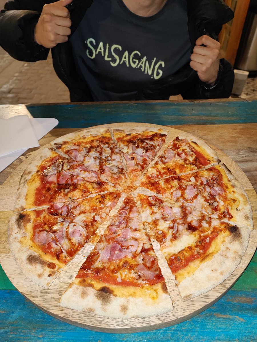 Mr_Jale0's tweet photo. Having fun with @Dilogcc 

#SALSAGANG is here! 🍵 https://t.co/eDk1pwsLT0
