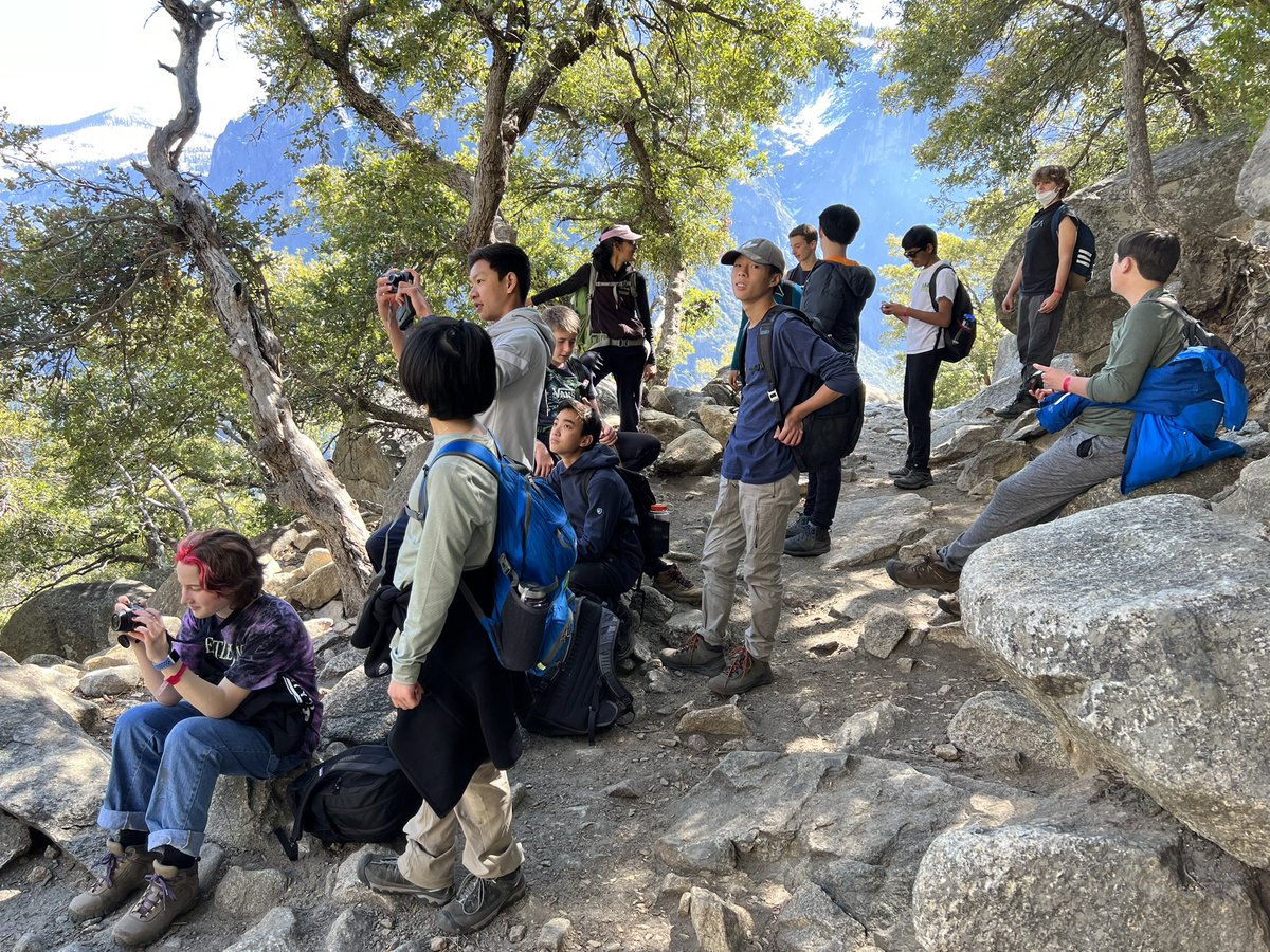 MeghanGreenbaum's tweet photo. Group 3 admiring the views #yoblach @BlachFalcons https://t.co/Cd37RBYrzi