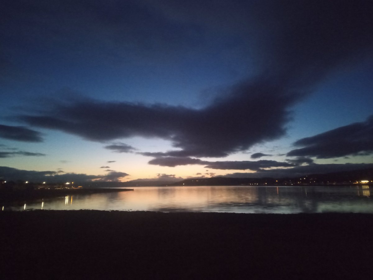 MiriamGent's tweet photo. What a beautiful end to a splendid day in Inverness. I love this city already #rghbootcamp https://t.co/LJGcXw7xUT