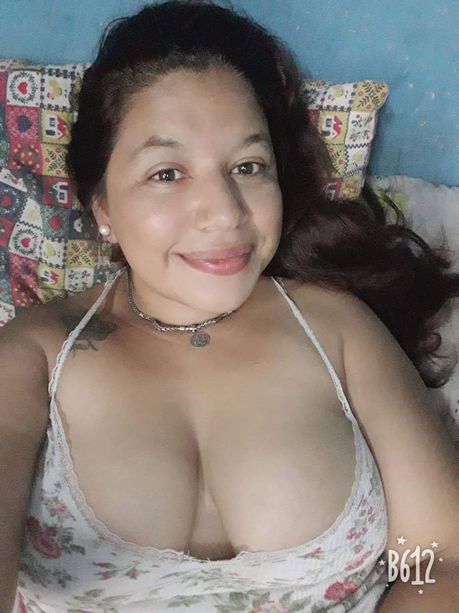bellasqro's tweet photo. Linda madurita
#Aporte #milf #hotwife #tetonasmx https://t.co/D6OL51U6u7